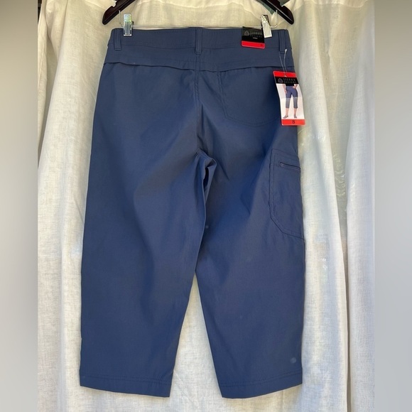 Sierra Designs cropped pants. - Picture 3 of 4